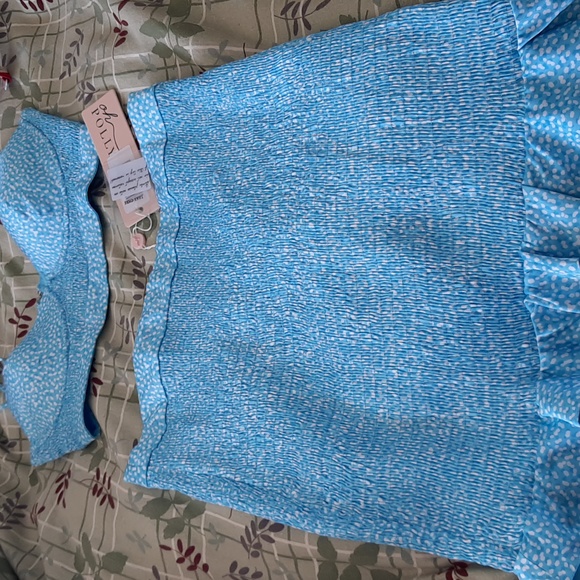 Oh Polly Dresses & Skirts - Adorable crop top and skirt set